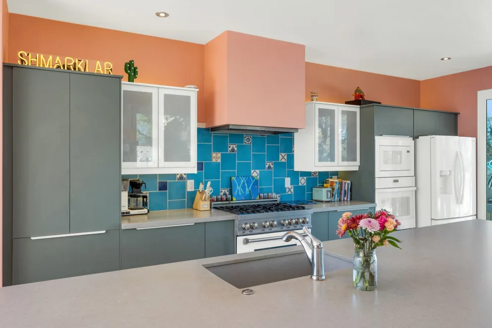 Home Expansion: Kitchen and Carport Addition by Lee Shaw Architecture, LLC - Photo 4