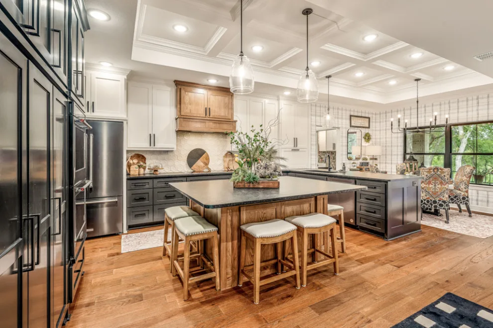 Ravenswood Talebook by Bohannon Design Team - Photo 13