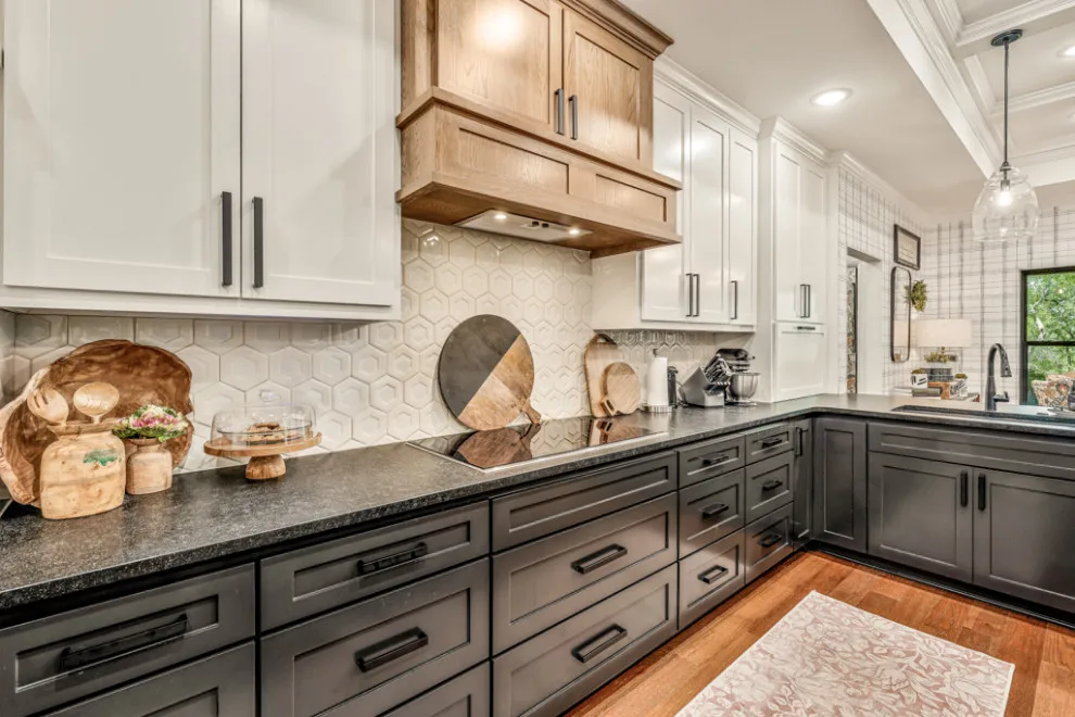 Ravenswood Talebook by Bohannon Design Team - Photo 38