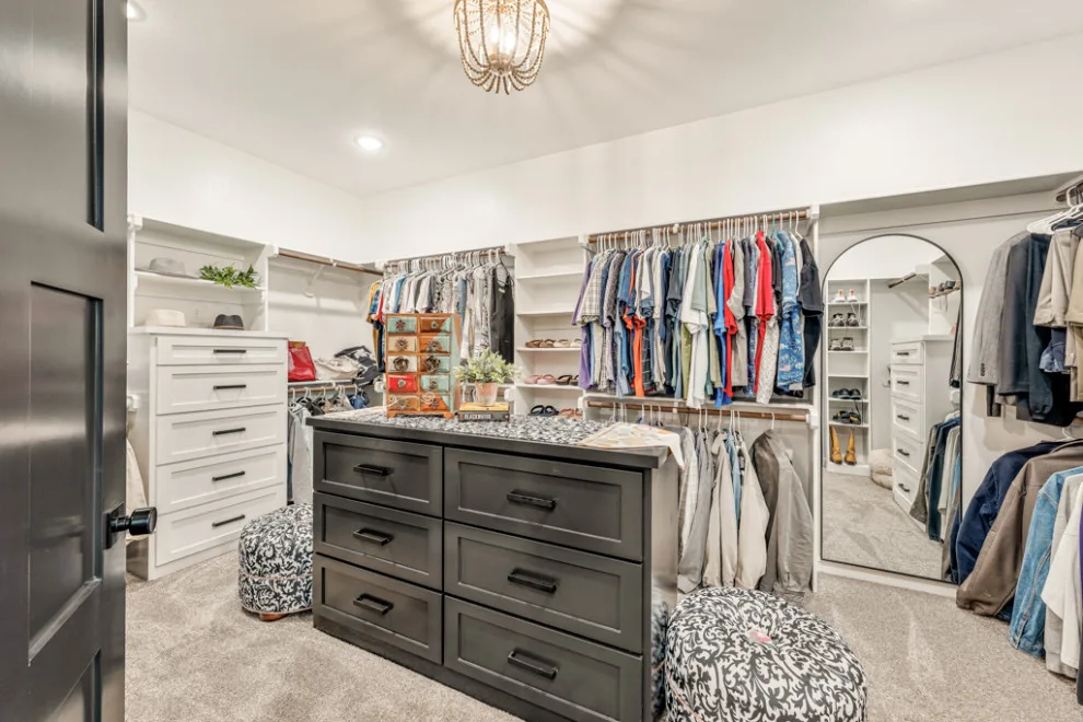 Ravenswood Talebook by Bohannon Design Team - Photo 44