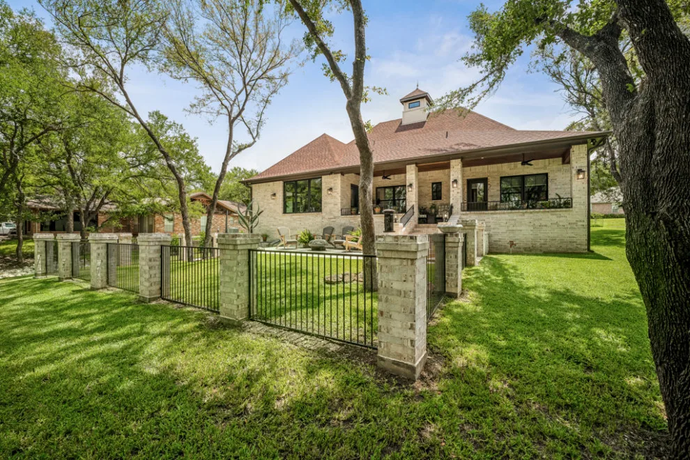 Ravenswood Talebook by Bohannon Design Team - Photo 19