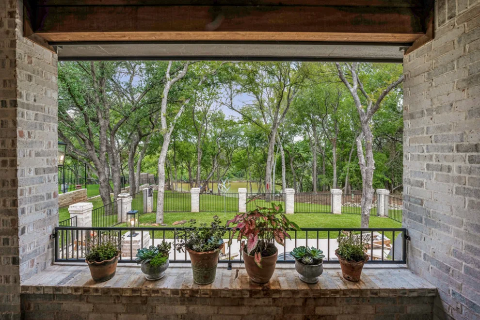 Ravenswood Talebook by Bohannon Design Team - Photo 34