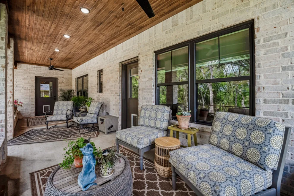 Ravenswood Talebook by Bohannon Design Team - Photo 5