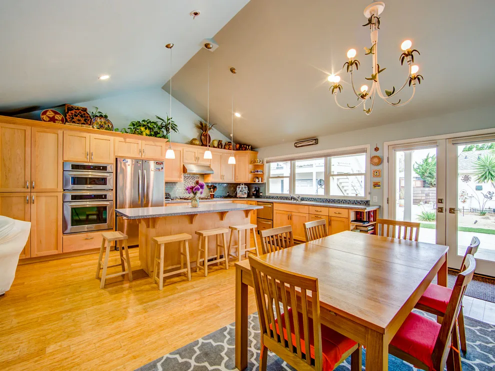 Westside Coastal Retreat by Golden Visions Design - Photo 5