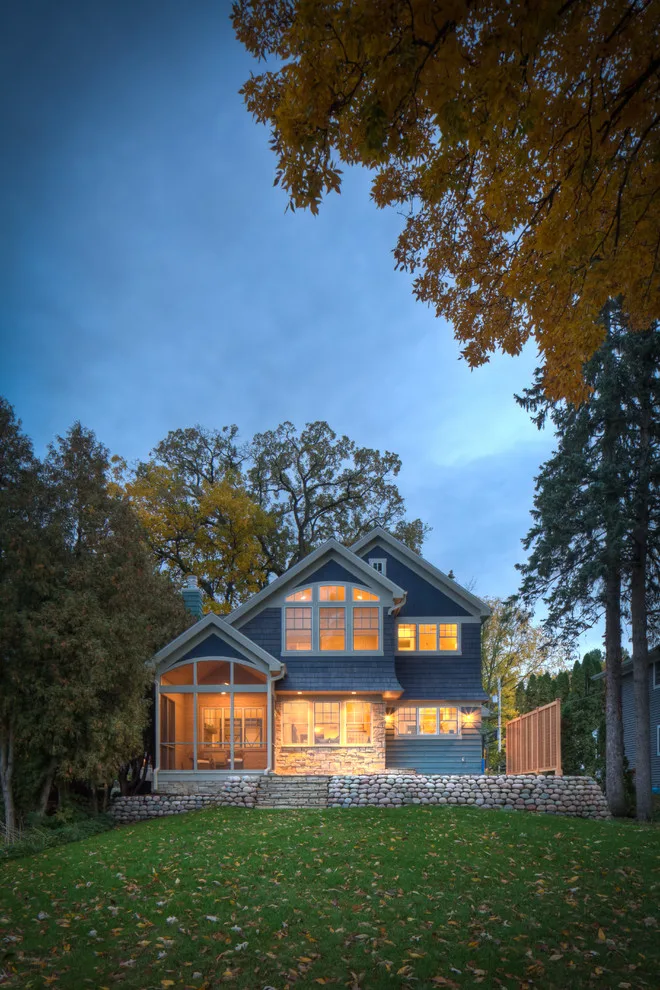 Waunona Lakeside Home by Udvari-solner Design Company - Photo 9