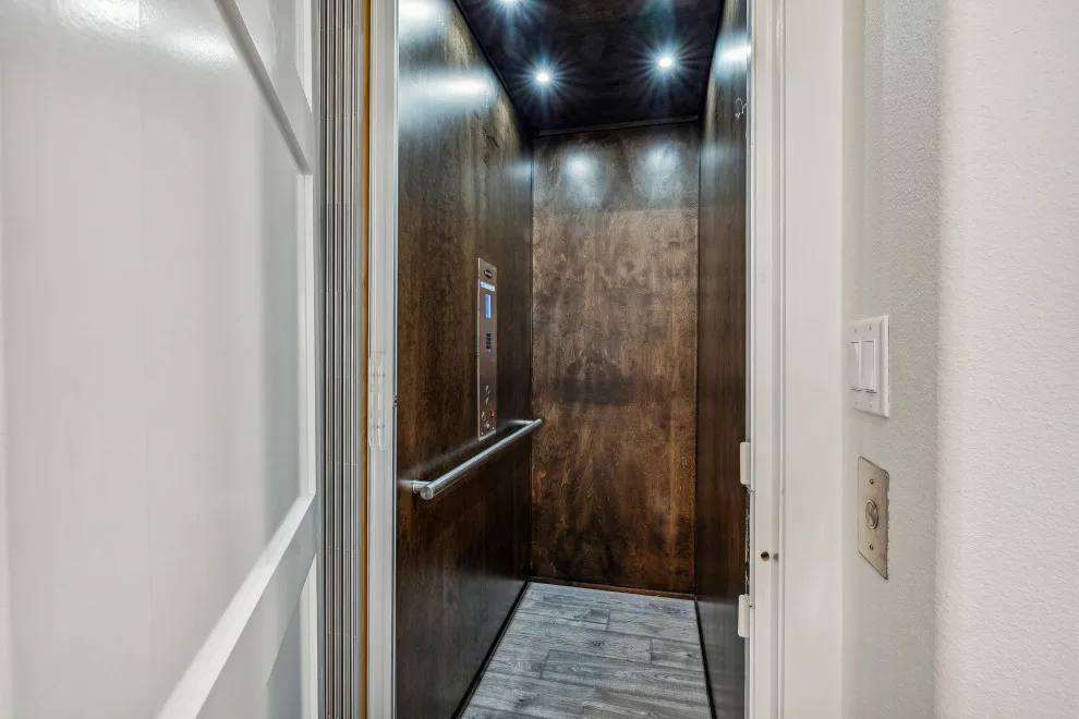 Granbury Lake Pleasure by Bohannon Design Team - Photo 27