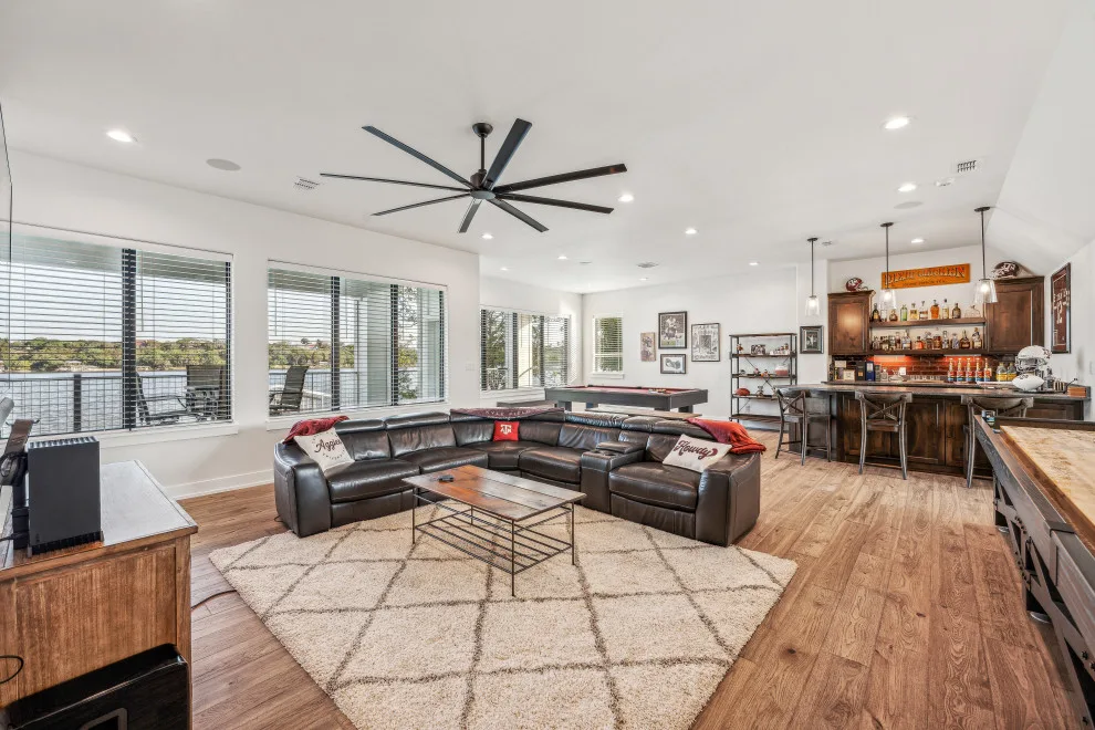 Granbury Lake Pleasure by Bohannon Design Team - Photo 2