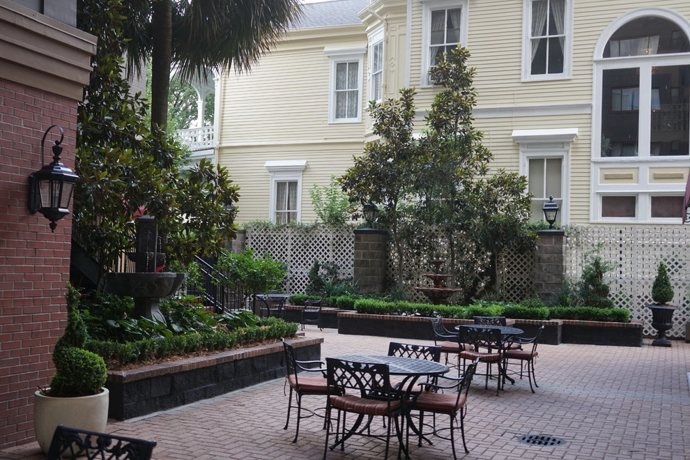 Courtyards + Rooftops by The Plant Gallery - Photo 32