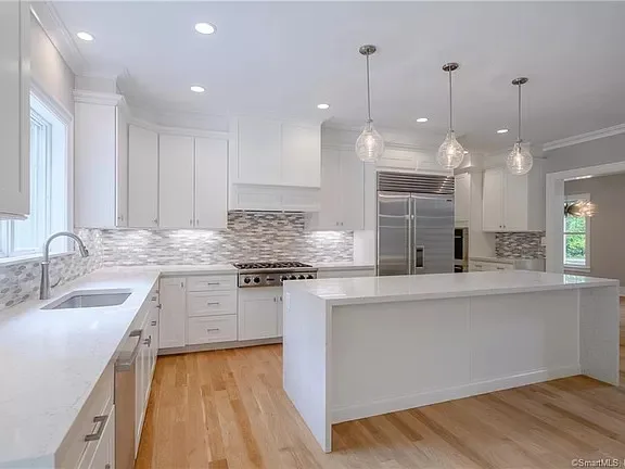 Dark Pine One by Lynne Persan/ Building Designs, LLC. - Photo 19