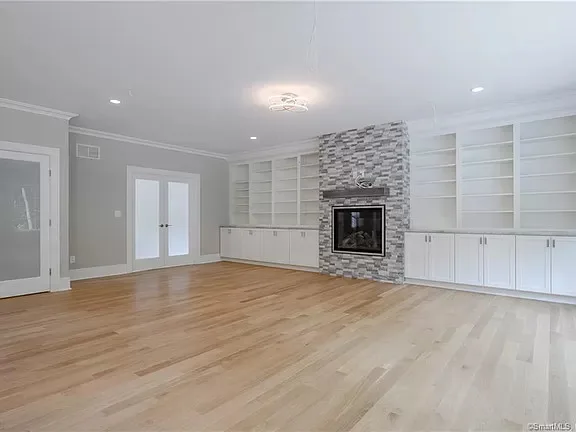 Lynne Persan/ Building Designs, LLC. - Photo 2