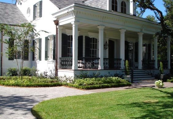Front Landscaping by The Plant Gallery - Photo 2