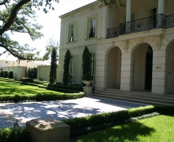 Front Landscaping by The Plant Gallery - Photo 6