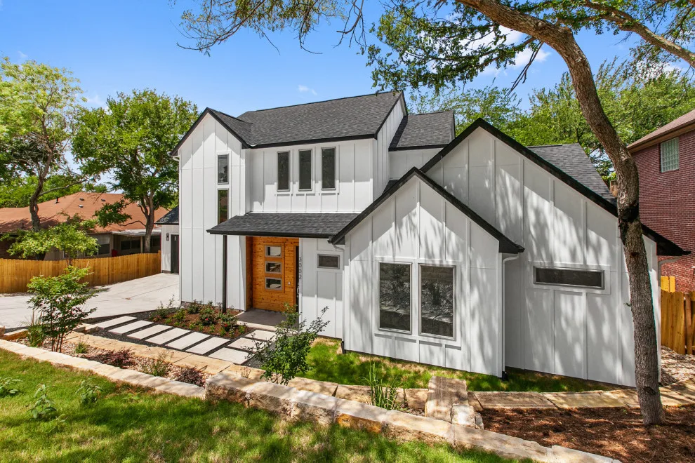 Enchanting Contemporary Farmhouse by Kelley Design Group - Photo 8