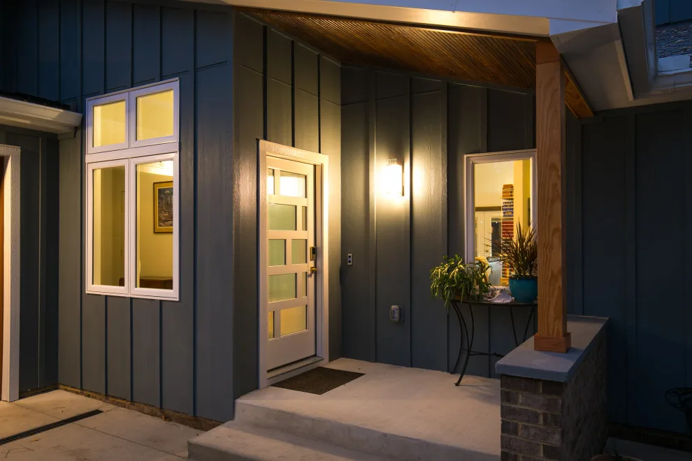 Modern Crown Grant by 2420 Design - Photo 2
