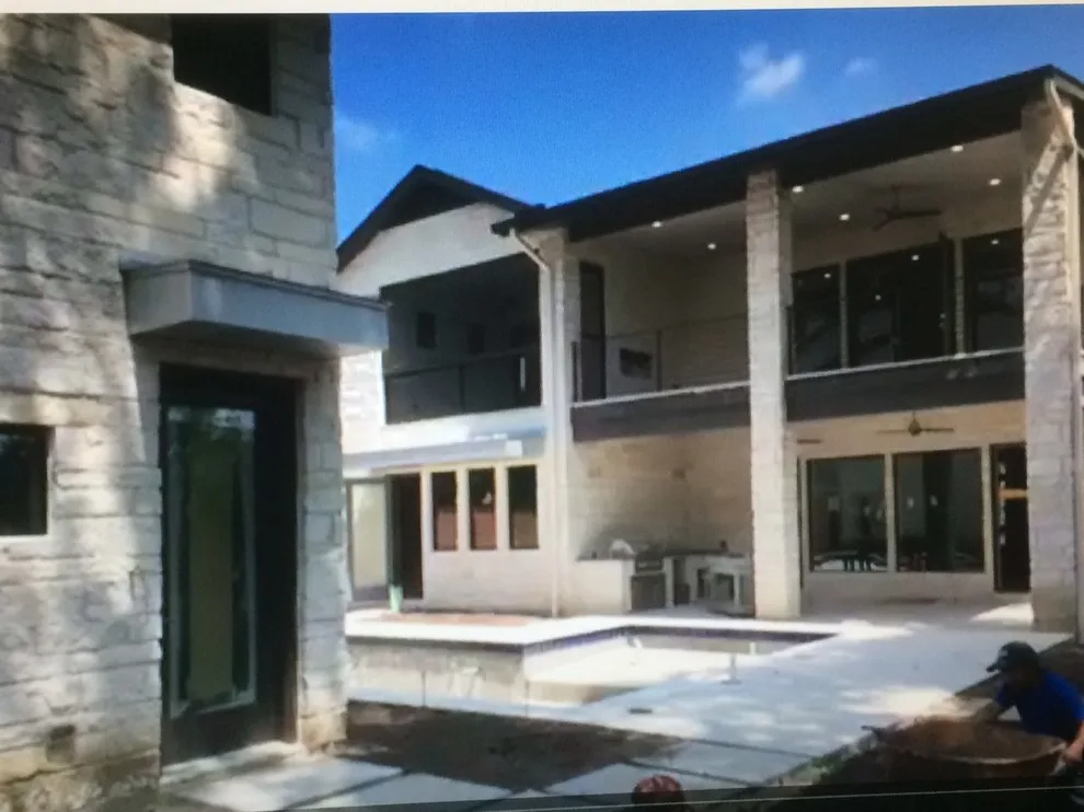 Modern Complex by Allen Irvin - Designer - Photo 43