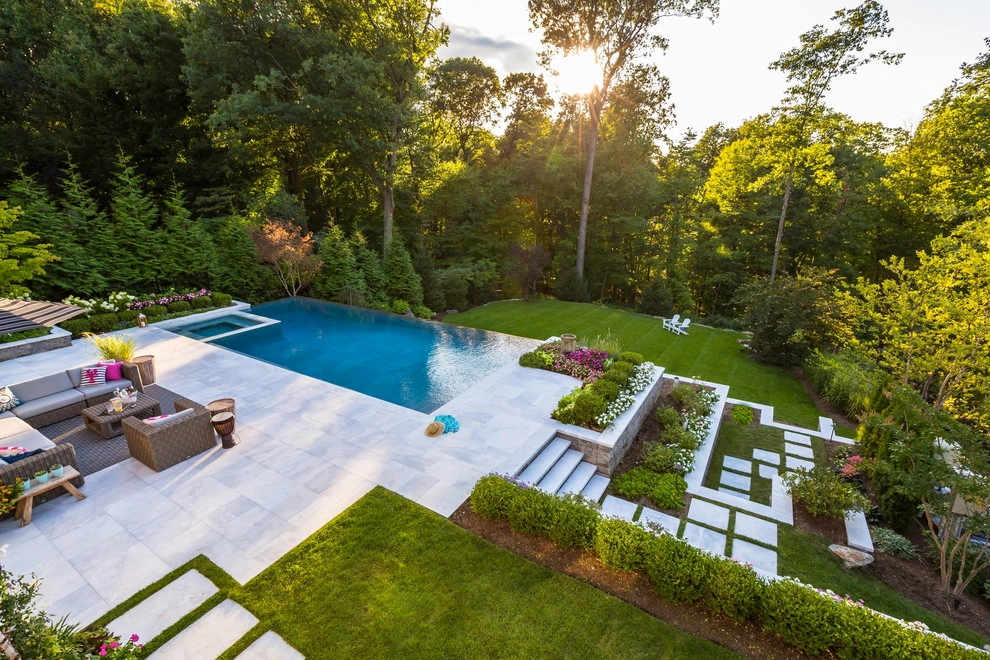 Vanishing edge swimming pool by Thomas Flint Landscape Design & Development - Photo 19