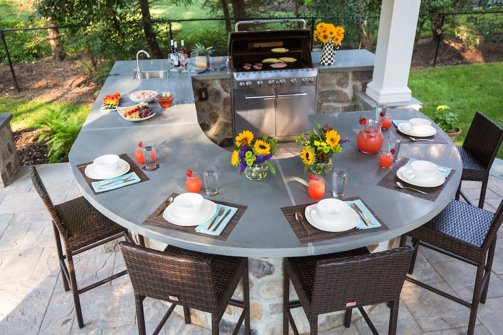 A cocktail pool with character in Montville by Thomas Flint Landscape Design & Development - Photo 7