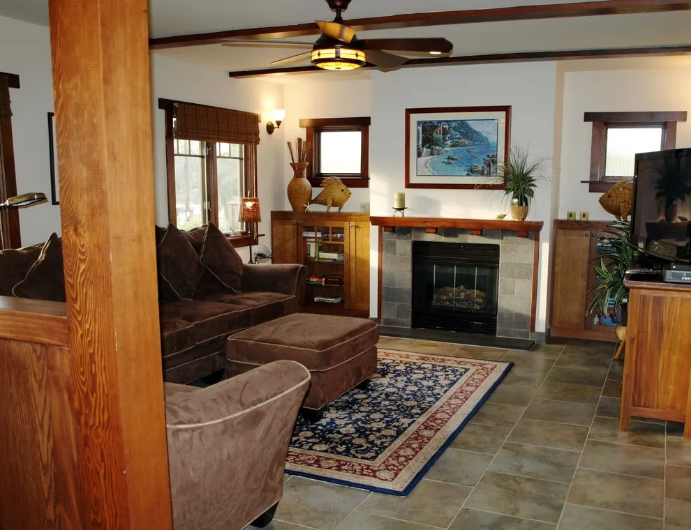 Craftsman Style Custom Home and Granny Flat by Caroline Veerman Homes - Photo 5