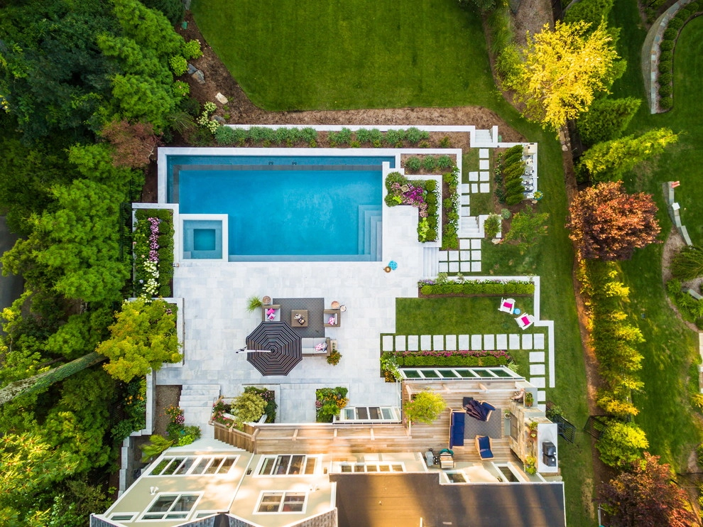 Vanishing edge swimming pool by Thomas Flint Landscape Design & Development - Photo 23