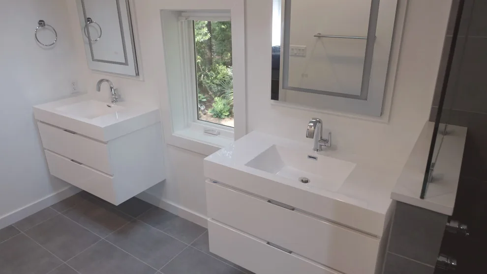 Contemporary Kitchen and Bathroom Renovation by Guenther Designs & Consulting LLC - Photo 12