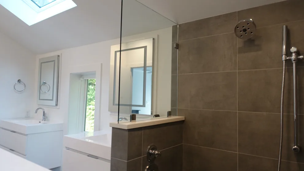Contemporary Kitchen and Bathroom Renovation by Guenther Designs & Consulting LLC - Photo 4