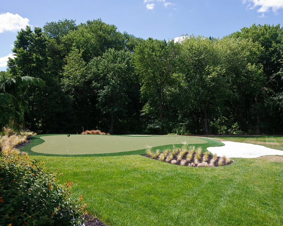 Custom Traditional Landscape by Beechwood Landscape Architecture And Construction - Photo 2