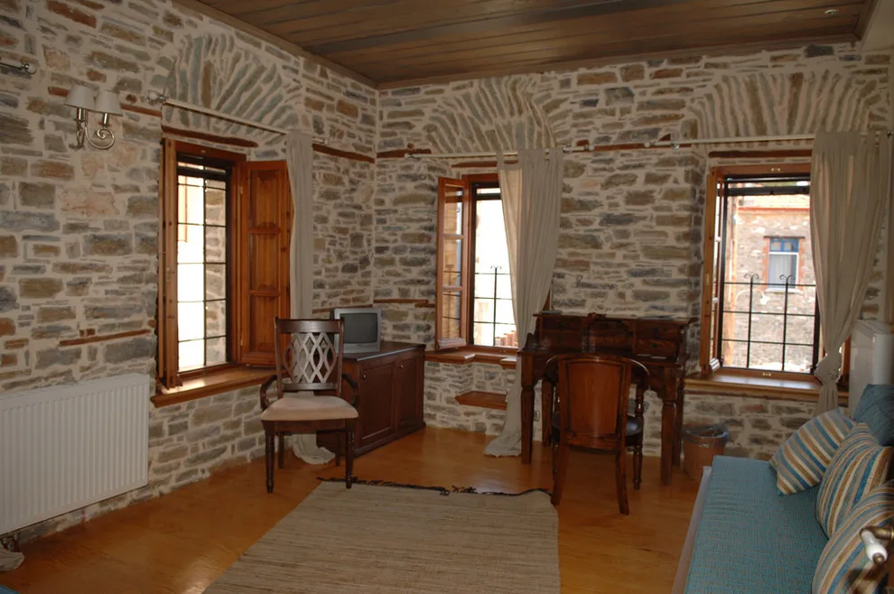 Fotuar Inn by Guenther Designs & Consulting LLC - Photo 5