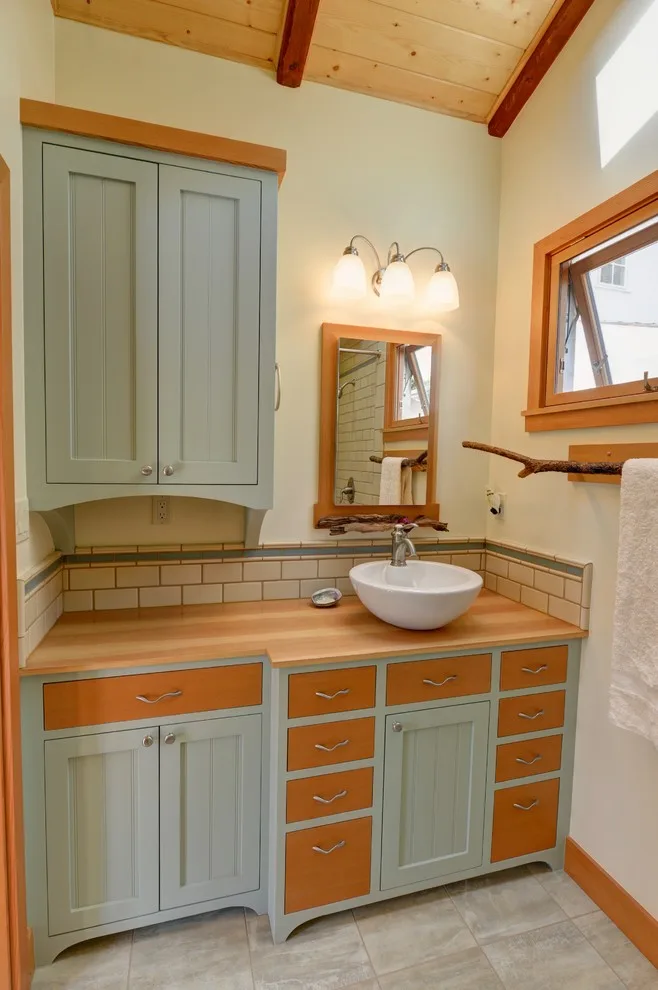 Coastal Retreat Renovation by Caroline Veerman Homes - Photo 7