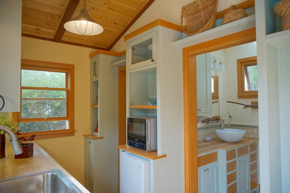 Coastal Retreat Renovation by Caroline Veerman Homes - Photo 12
