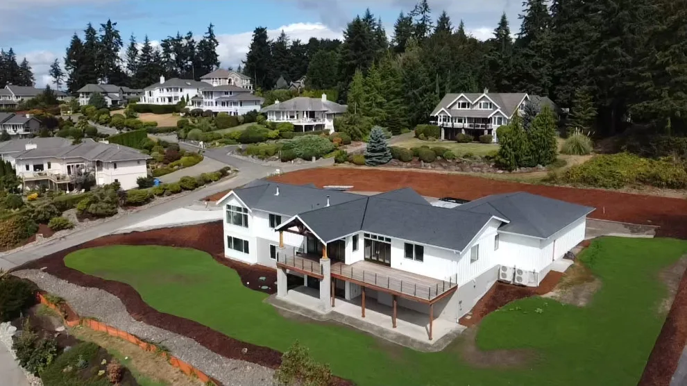 Custom Home with a View in Gig Harbor by Pacific Home Source LLC - Photo 2
