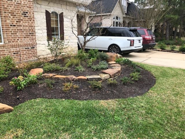 Curb Appeal - Before & After by Thompson's Landscaping - Photo 10