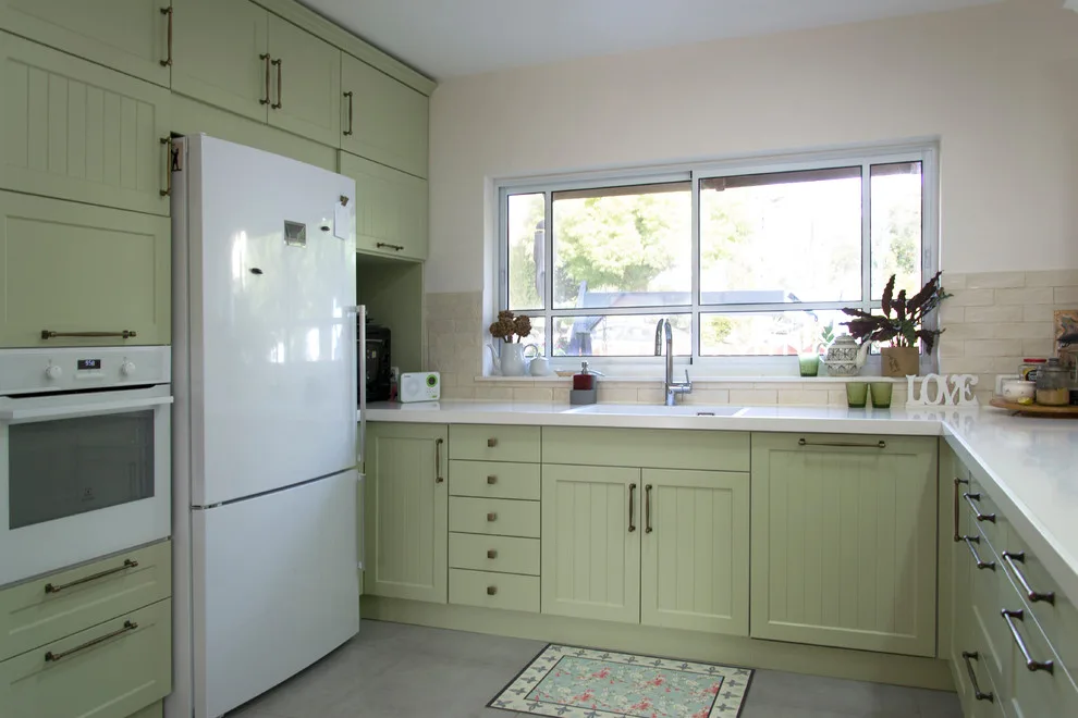 Eco-Friendly Kitchen by Medzini Designs - Photo 16