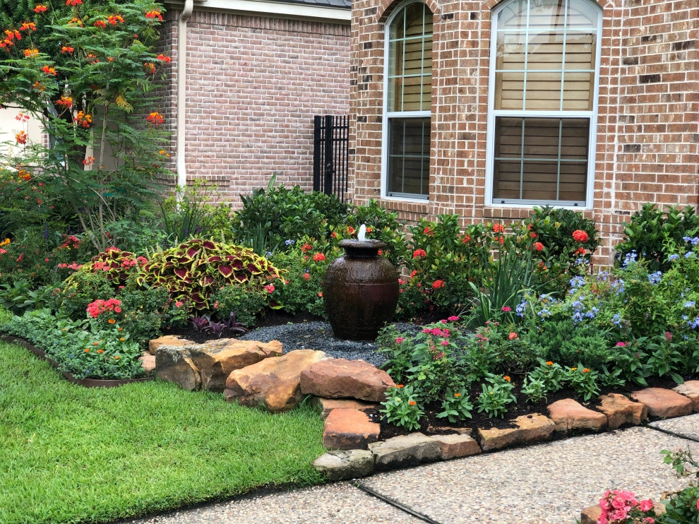 Curb Appeal - Before & After by Thompson's Landscaping - Photo 12