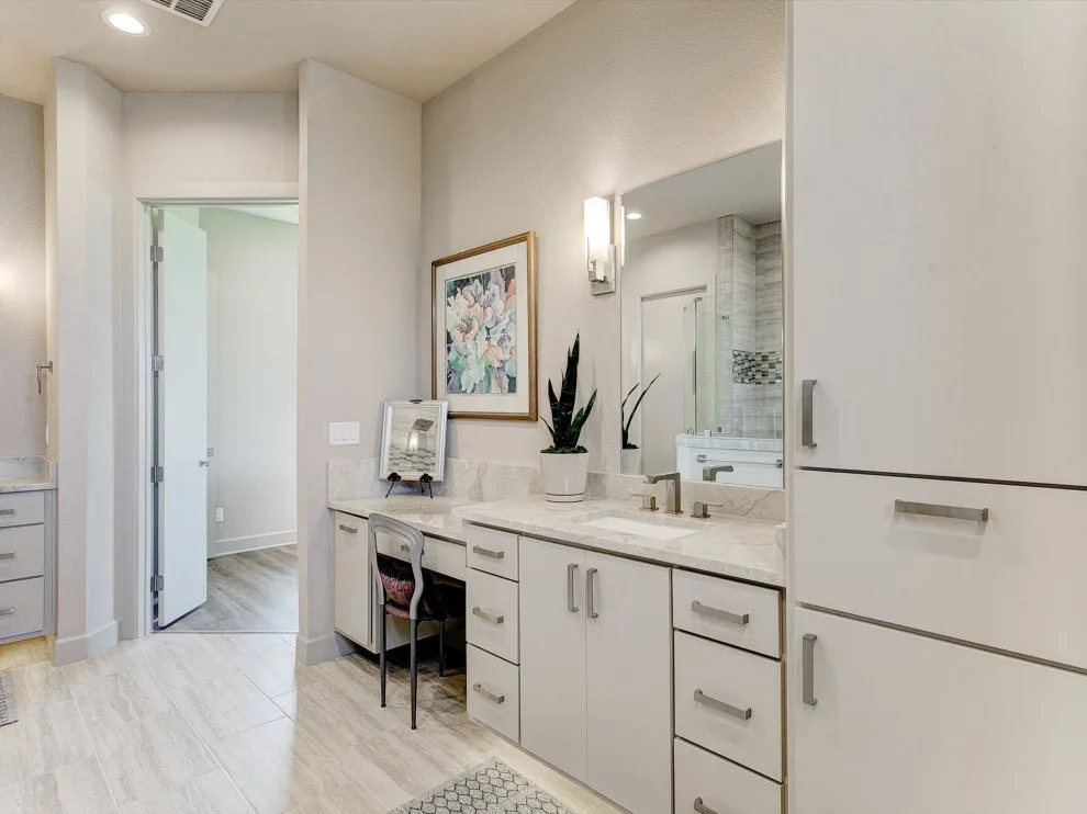 Harbor Lakes Modern by Bohannon Design Team - Photo 22