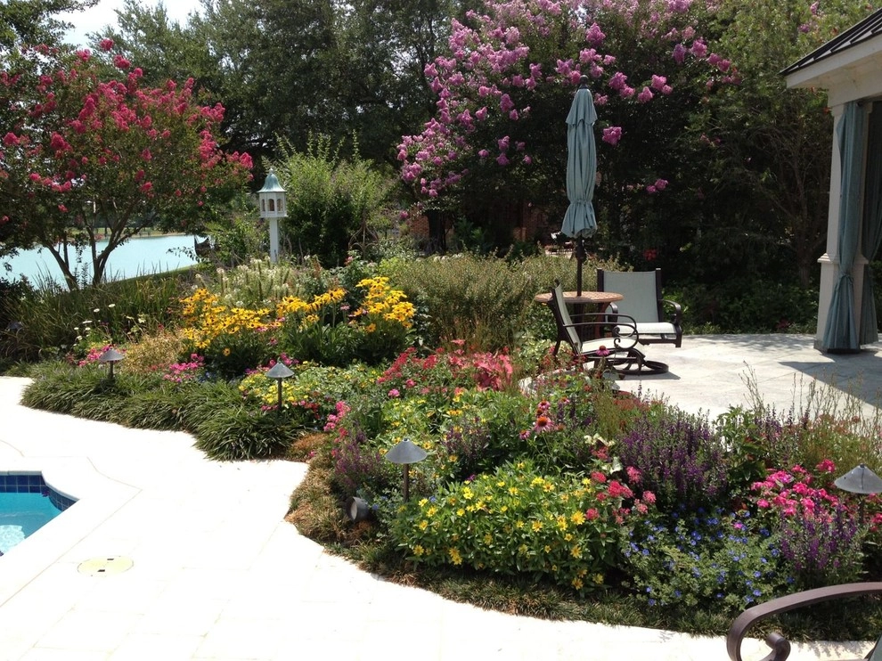 Landscaping by Thompson's Landscaping - Photo 2