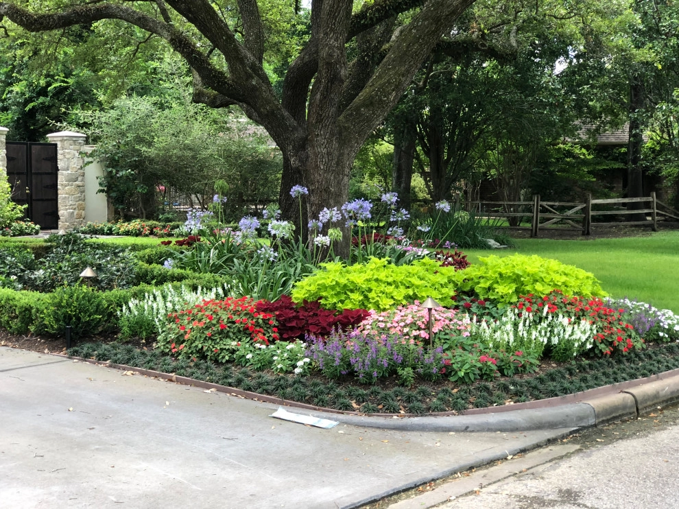 Landscaping by Thompson's Landscaping - Photo 33