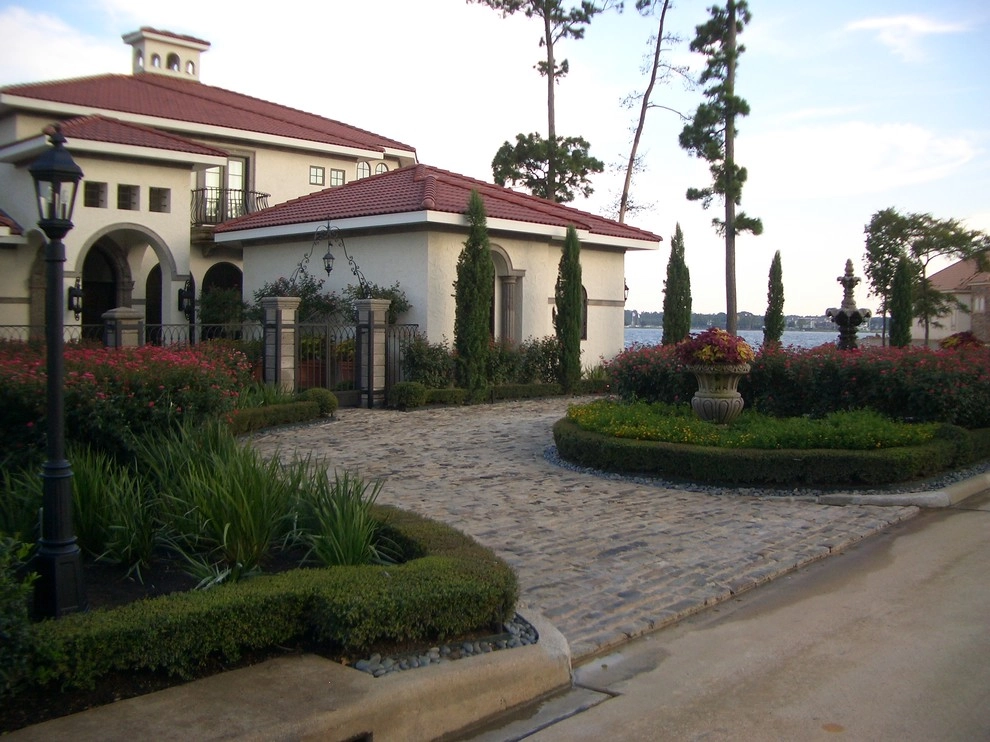 Landscaping by Thompson's Landscaping - Photo 3