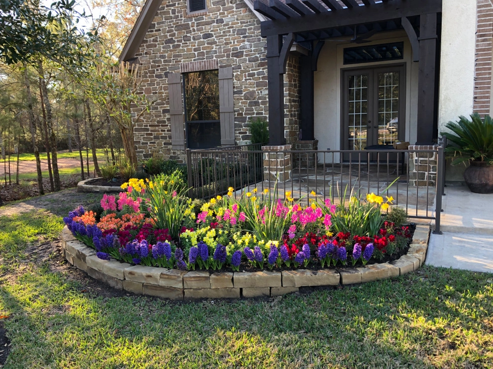 Landscaping by Thompson's Landscaping - Photo 10