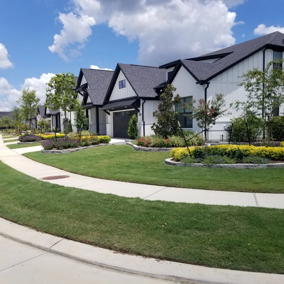 Landscaping by Thompson's Landscaping - Photo 73