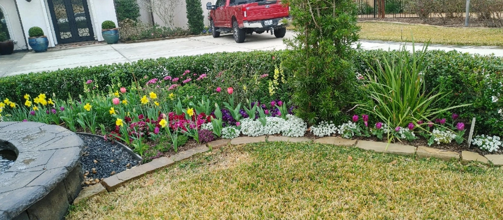 Landscaping by Thompson's Landscaping - Photo 15