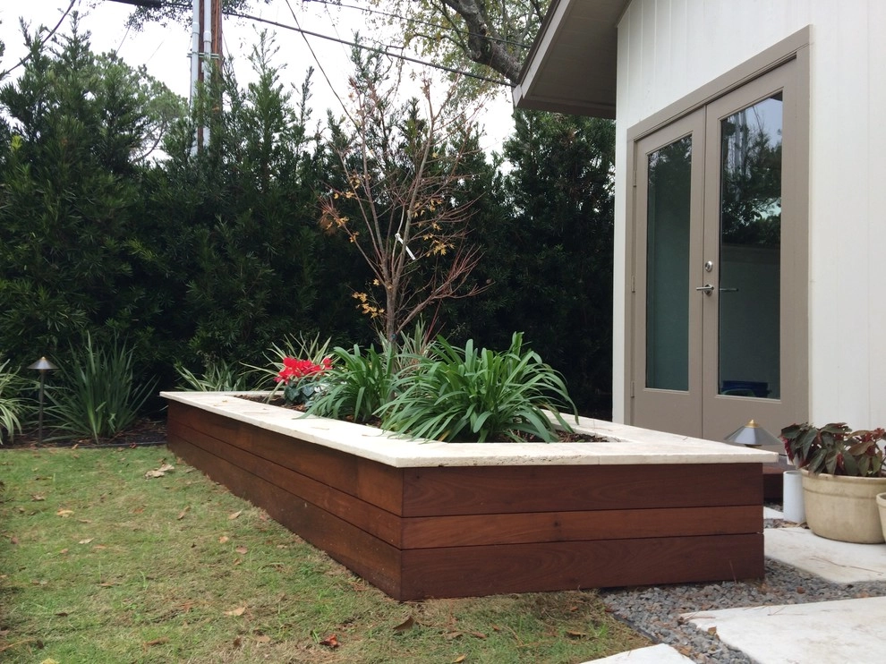Vegetable Gardens by Thompson's Landscaping - Photo 6