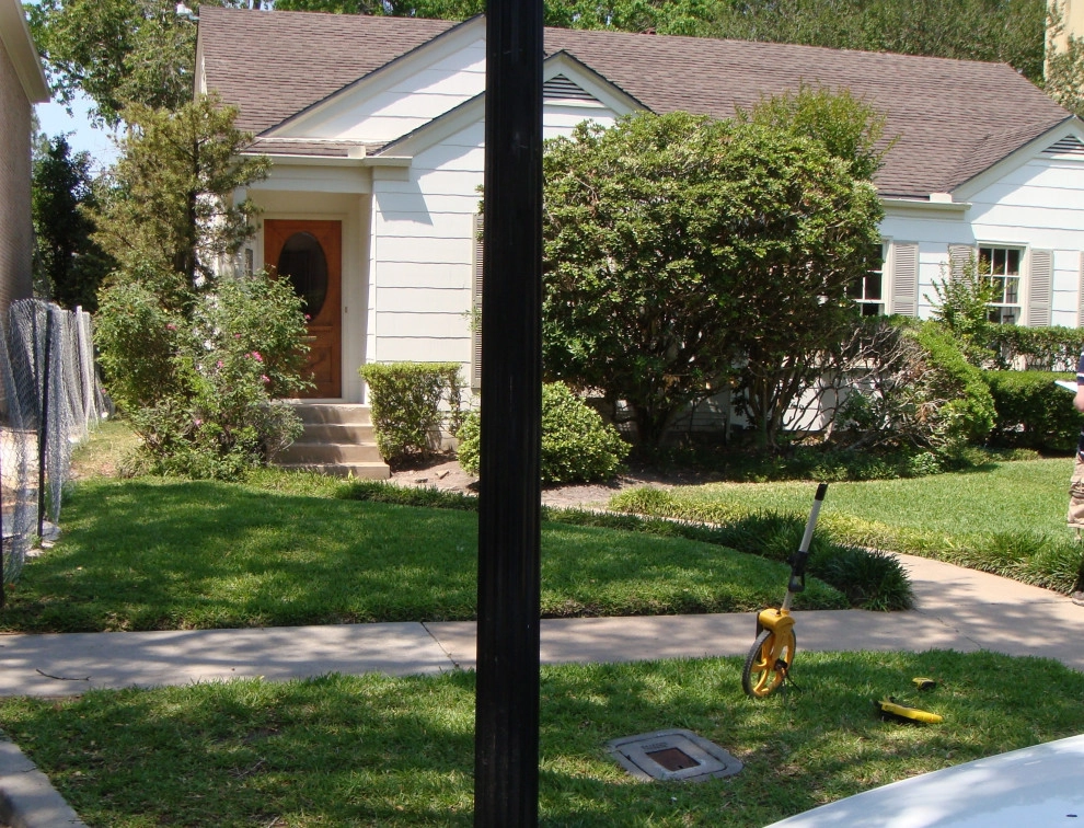 Curb Appeal - Before & After by Thompson's Landscaping - Photo 11