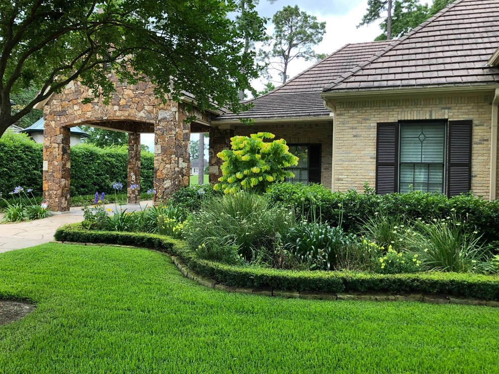 Landscaping by Thompson's Landscaping - Photo 42