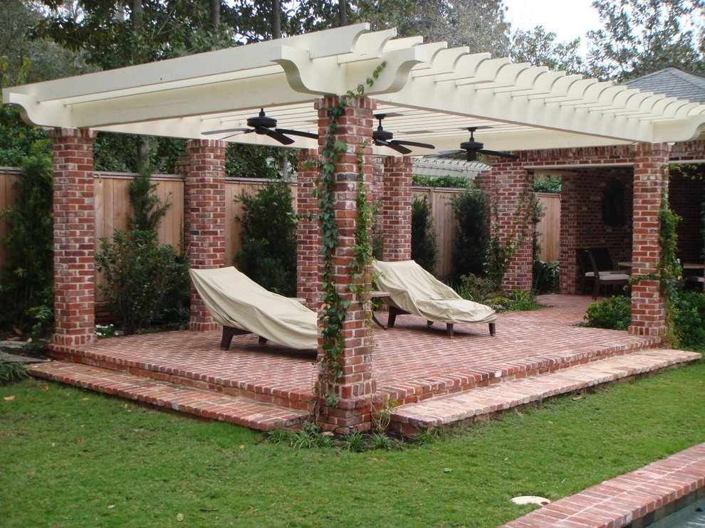 Arbors/Pergolas by Thompson's Landscaping - Photo 3