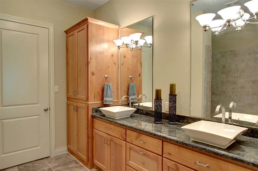 Lake Conroe Poe Drive Construction and Design by Whiteley & Whiteley - Photo 9