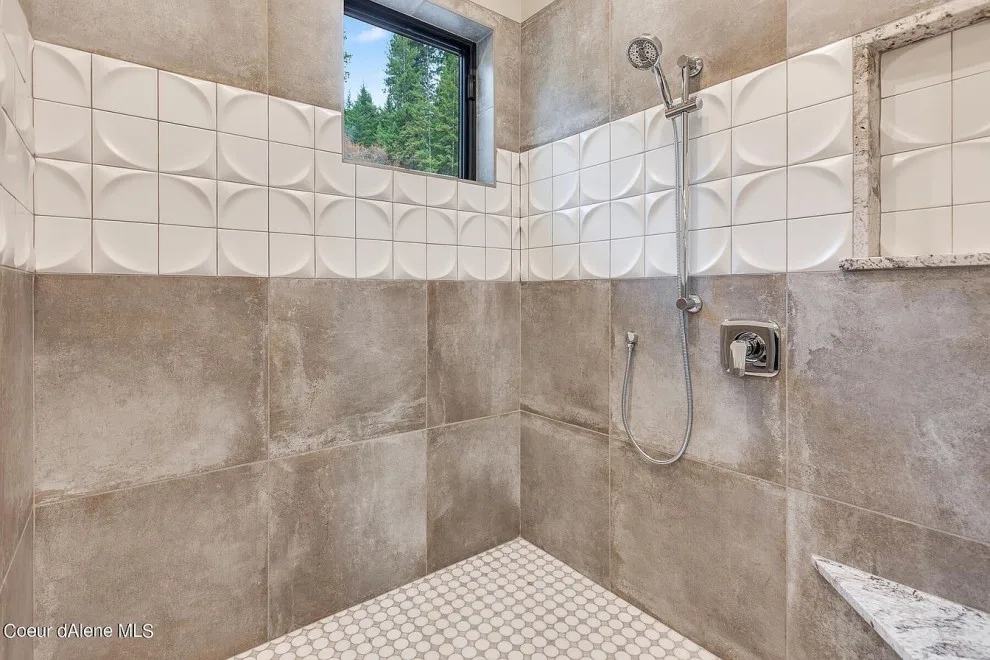 Lakeside Modern by Design Services NW - Photo 16