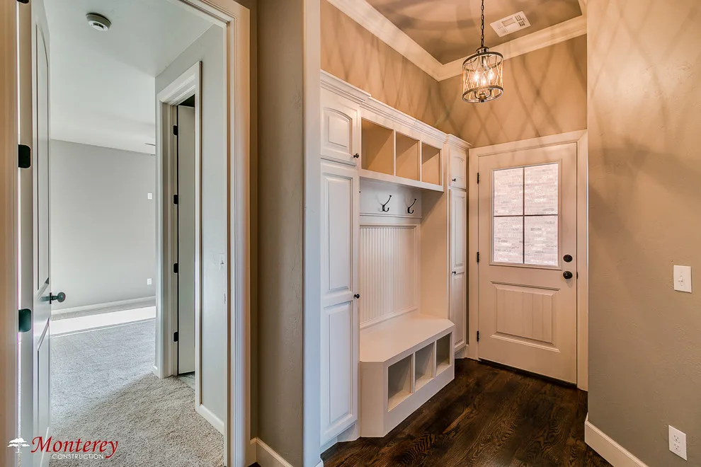 Lamar Residence by Monterey Construction - Photo 8