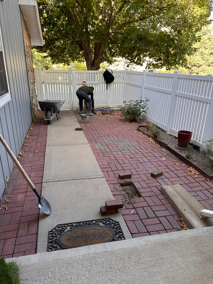 English influence garden by Tierra Gardens GC, LLC - Photo 21