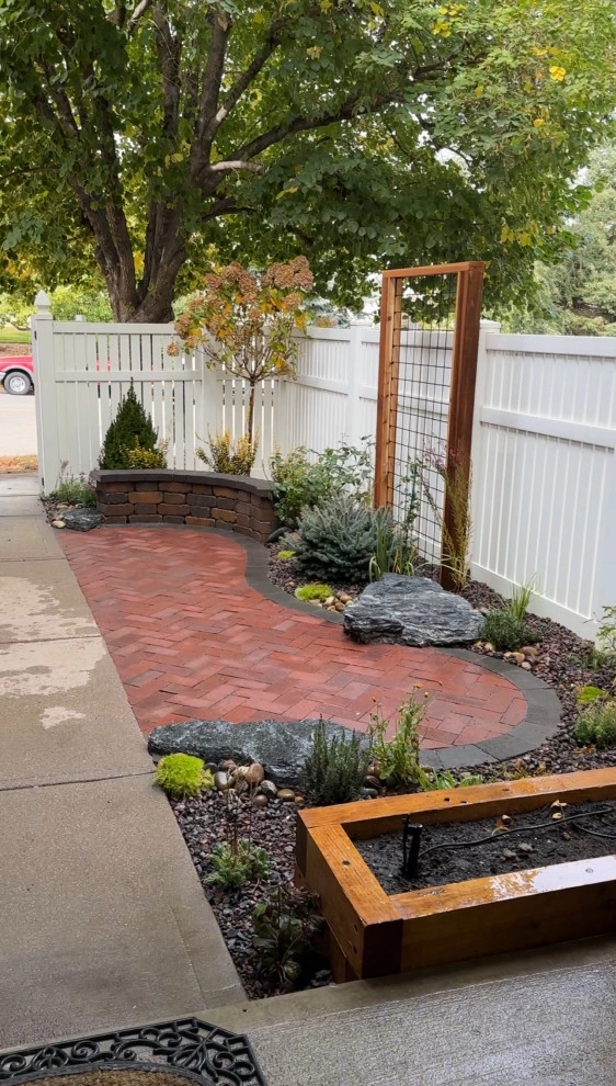 English influence garden by Tierra Gardens GC, LLC - Photo 22