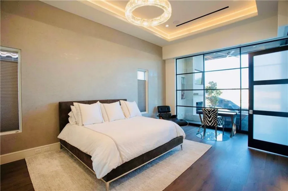 Matern Riverfront by Austin Design Group - Photo 2